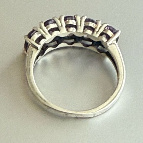 Stunning Oval Natural 5 Stone Amethyst Ring Sterling Silver Womens Size 6 New - Picture 9 of 10